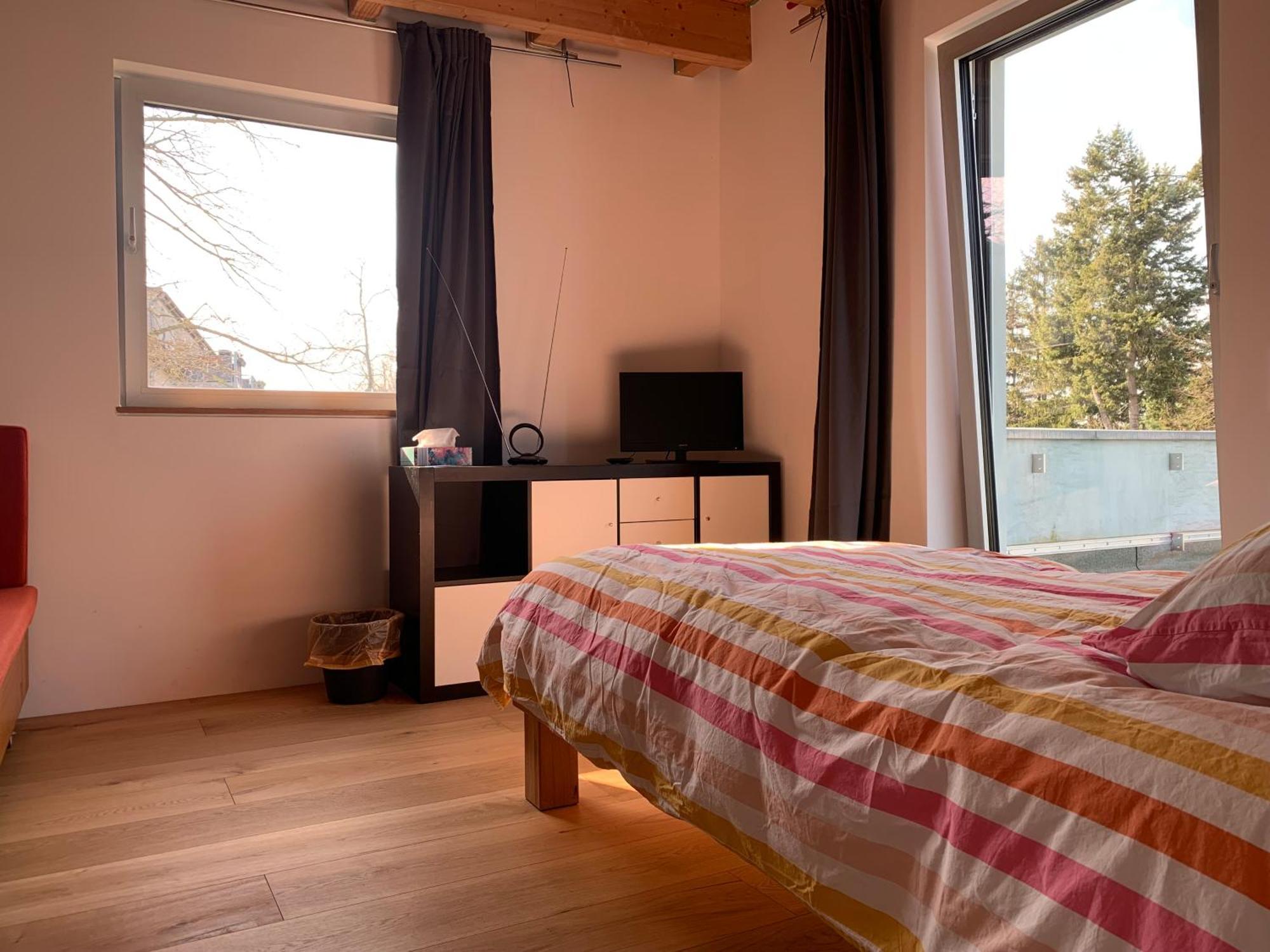 A Cozy Room In A Modern House Potsdam Exterior photo
